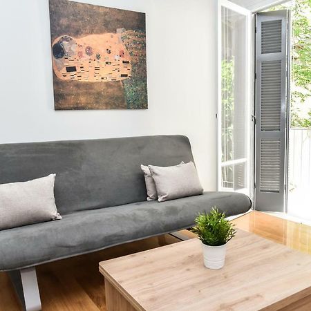 Warm Apartment At Exarchia 1 Bed 2 Pers Афины Экстерьер фото