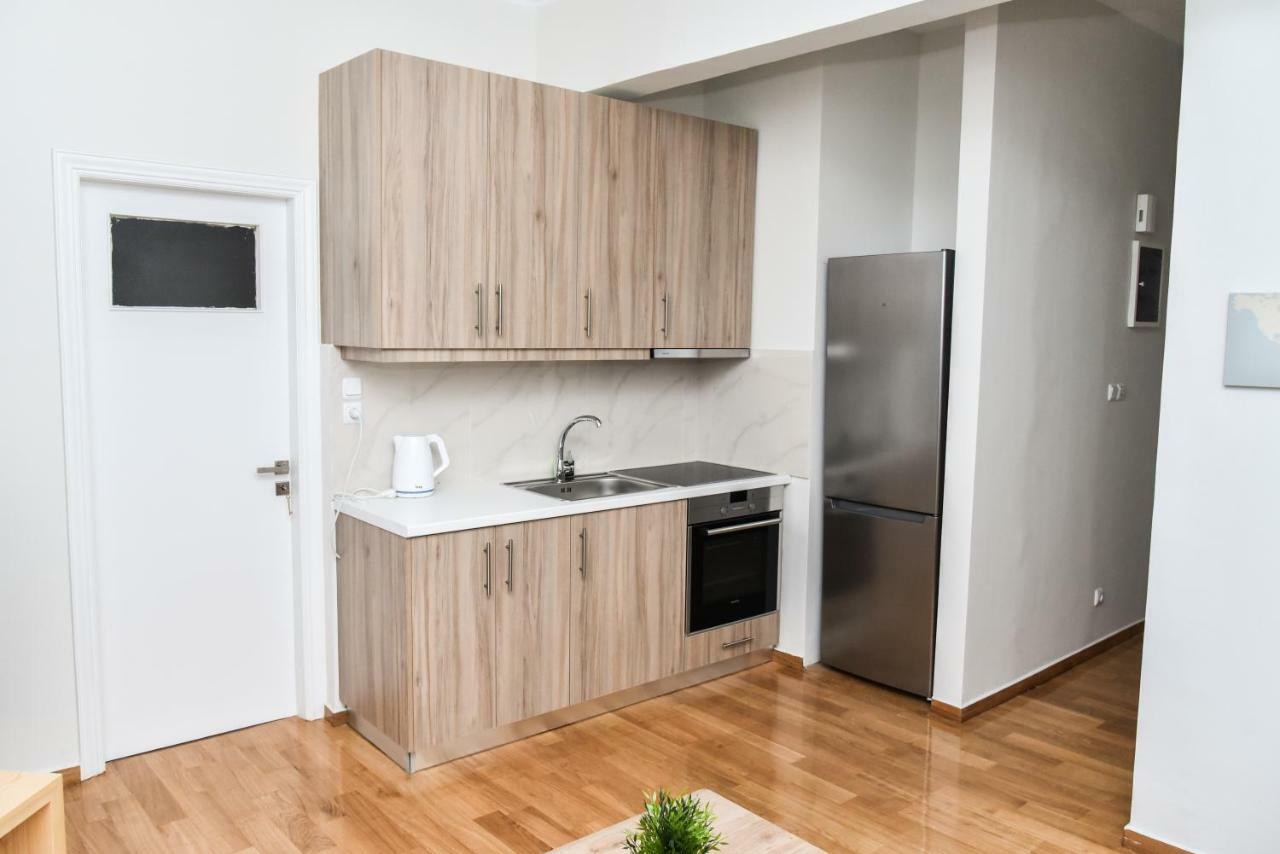 Warm Apartment At Exarchia 1 Bed 2 Pers Афины Экстерьер фото