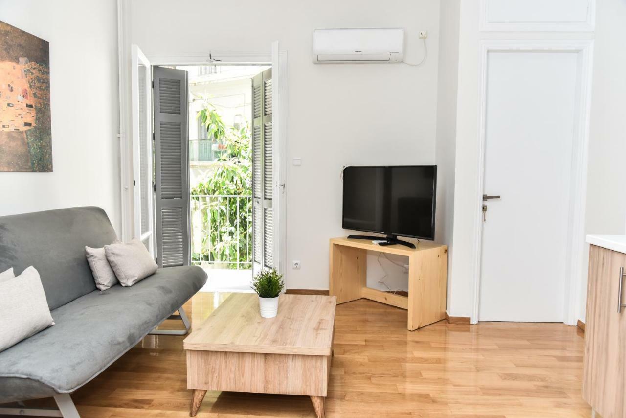 Warm Apartment At Exarchia 1 Bed 2 Pers Афины Экстерьер фото