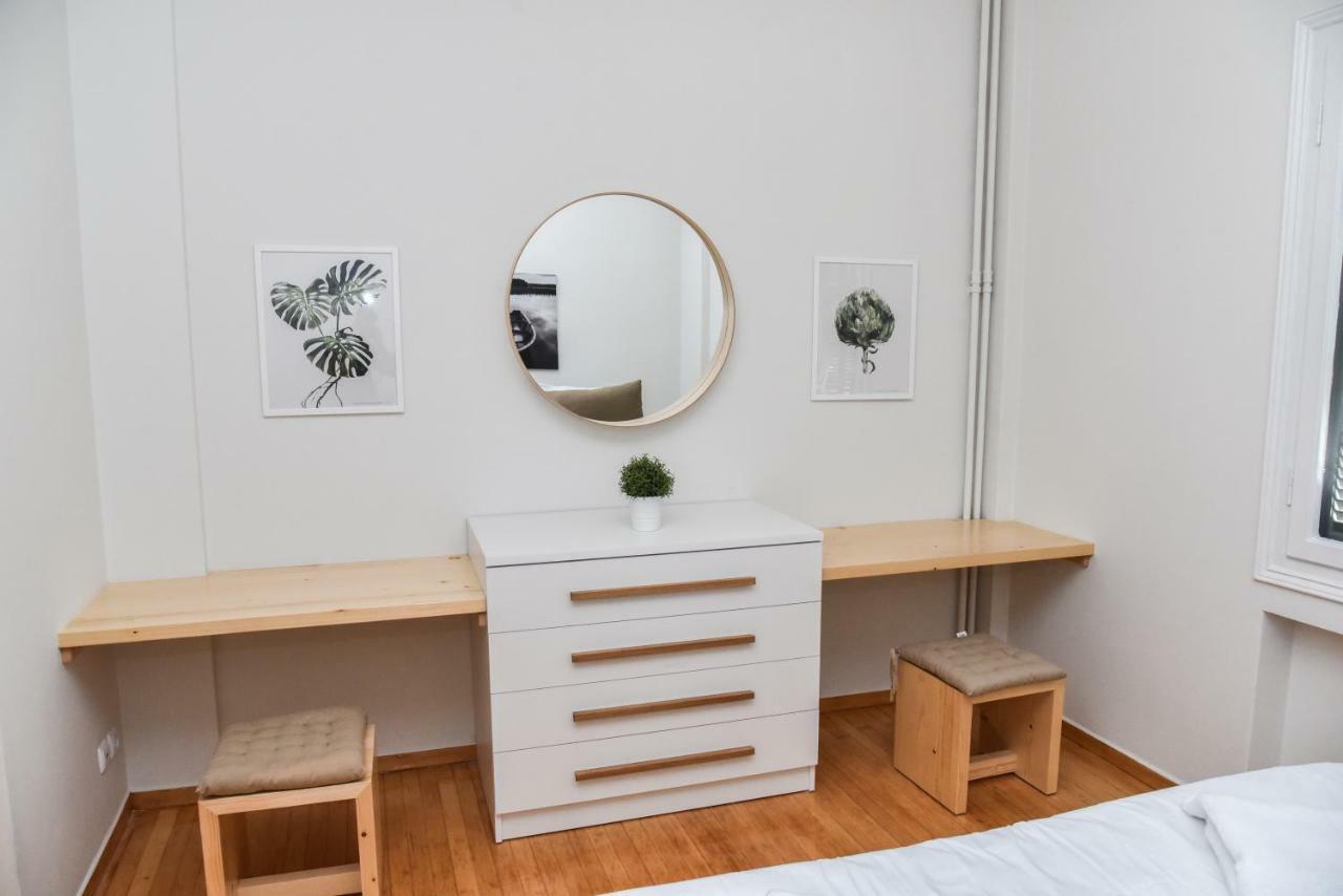 Warm Apartment At Exarchia 1 Bed 2 Pers Афины Экстерьер фото